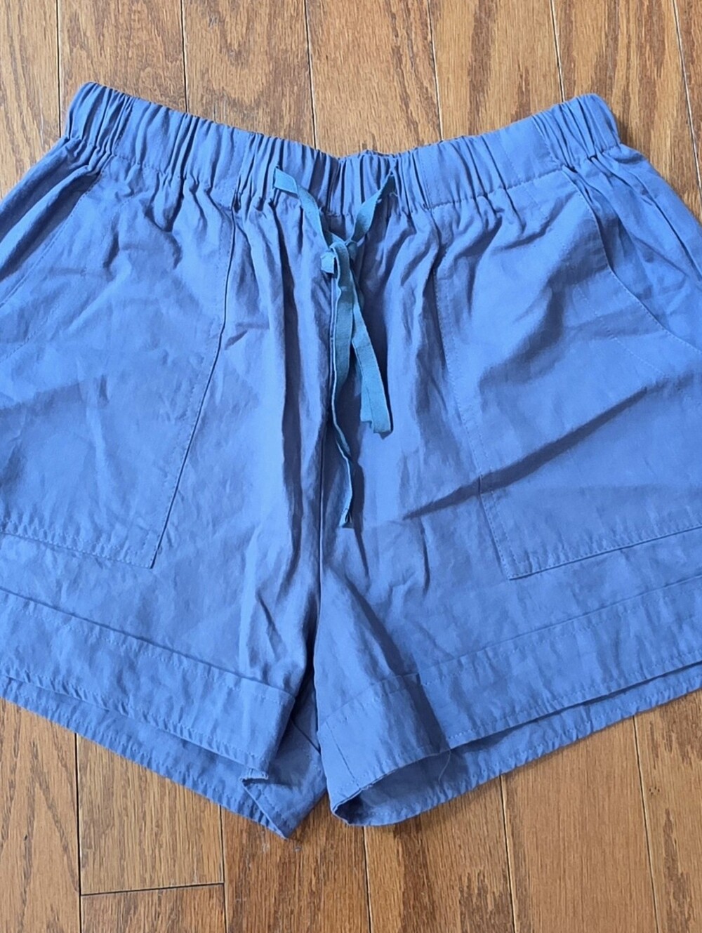 Grey Blue Drawstring Casual Shorts. Lightweight. Elastic Waist. Size Med.